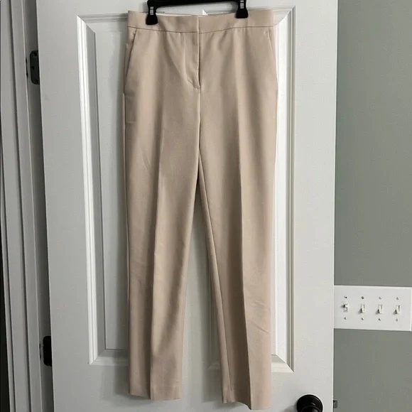 Ann Taylor Beige Suit Set- Blazer size 4, Pants size 0 - Picture 5 of 7